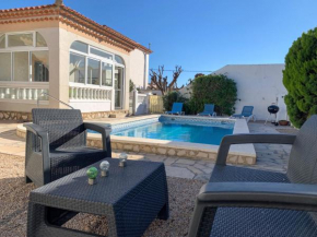Chalet with pool near the sea